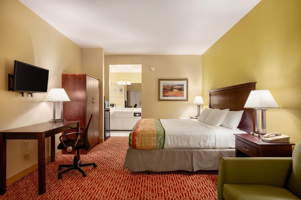 Baymont By Wyndham