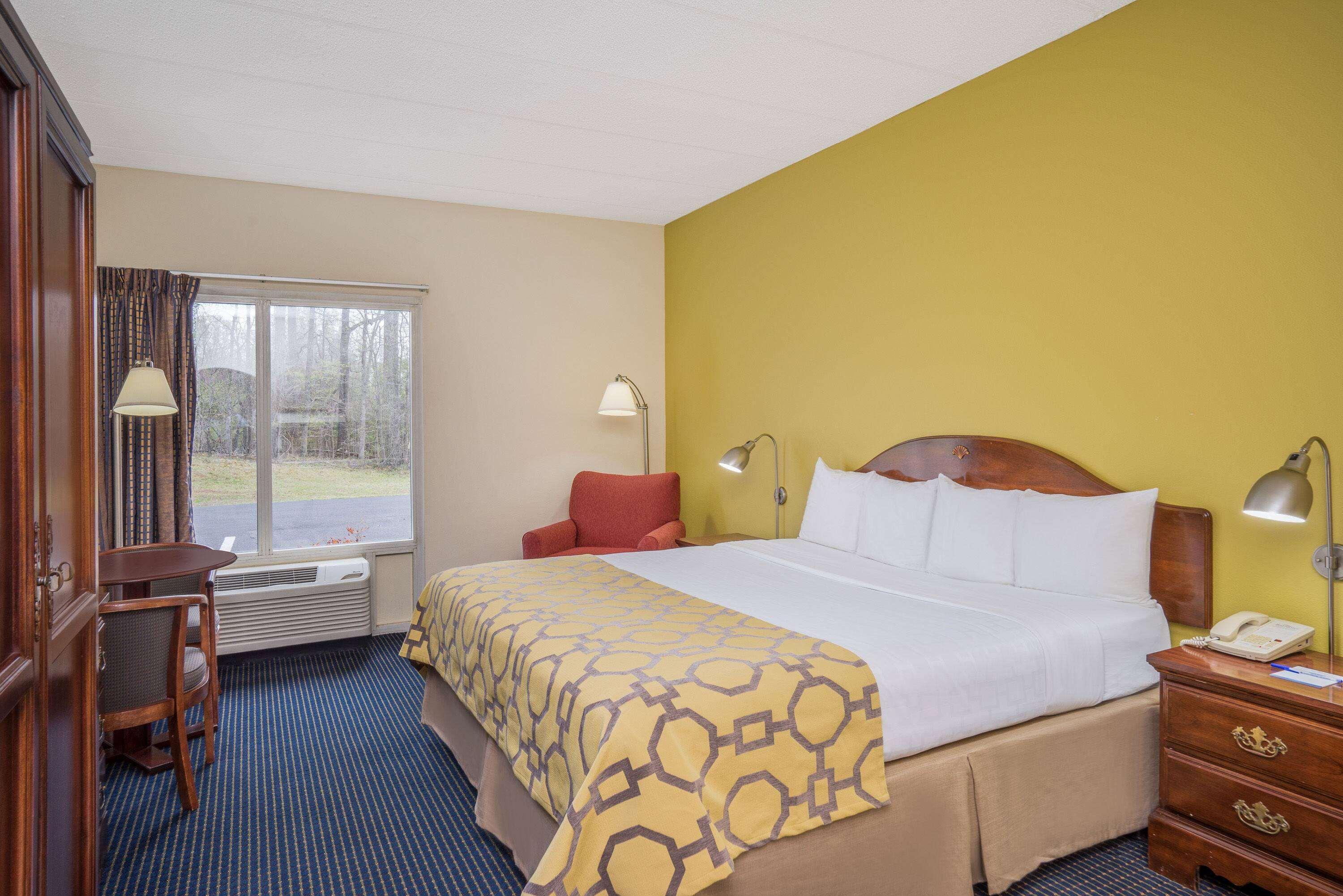 Baymont By Wyndham Hotel
