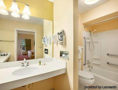 Baymont By Wyndham Hotel Warrenton